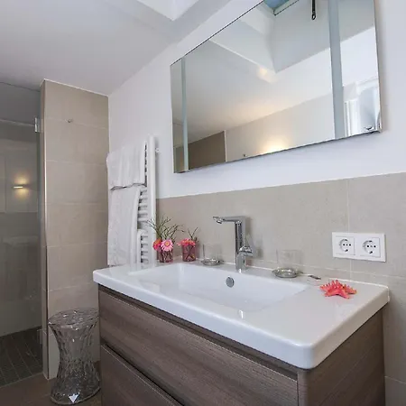 Nyaraló Suederstrasse 17 *